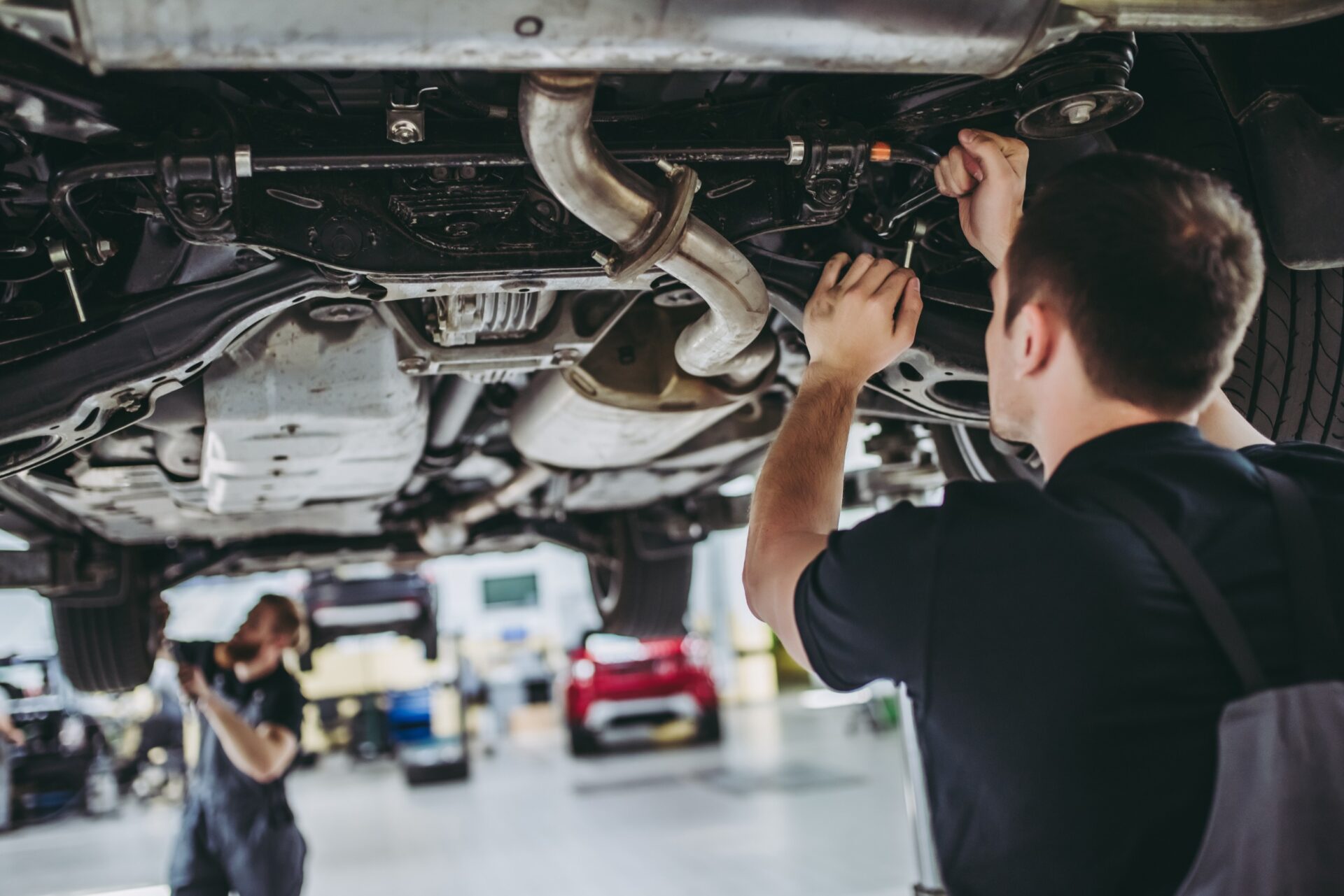 Auto Repair Car Transmission & Windshield Repair, Engine Repair & Oil Change in Collier County